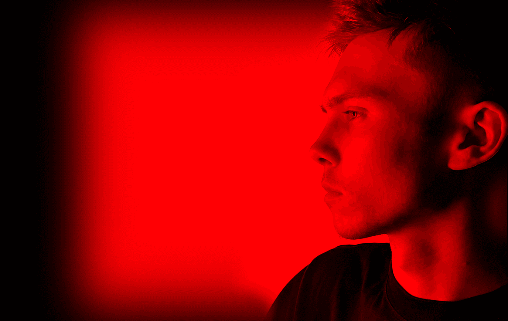 Evelasting illuminated by red light